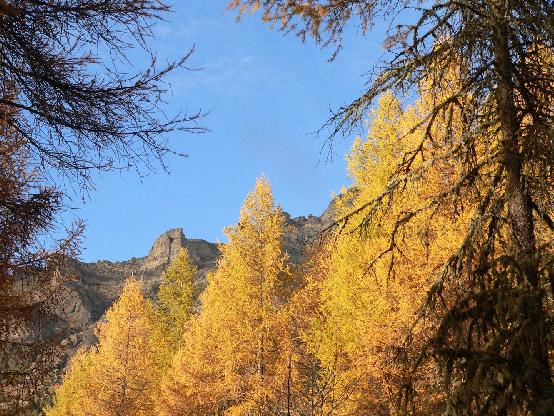 Découvez les lacs de haute montagne, venez vous ressourcer pour le temps d'un week-end