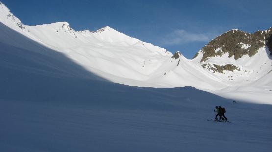 Randonnées à ski dans des paysages d'hiver grandioses