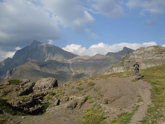 Découvez les lacs de haute montagne, venez vous ressourcer pour le temps d'un week-end